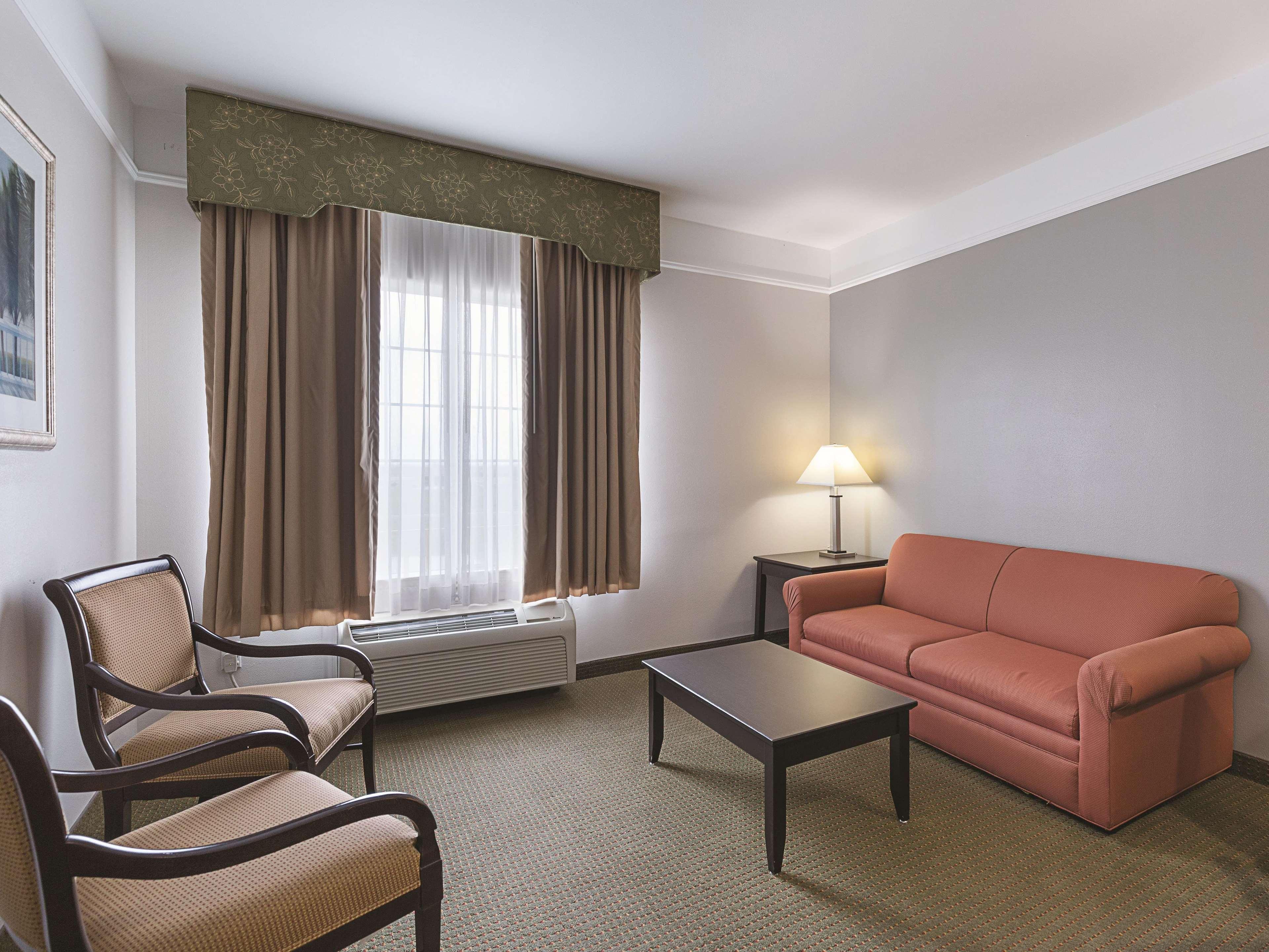 La Quinta By Wyndham Deer Park Hotell Exteriör bild