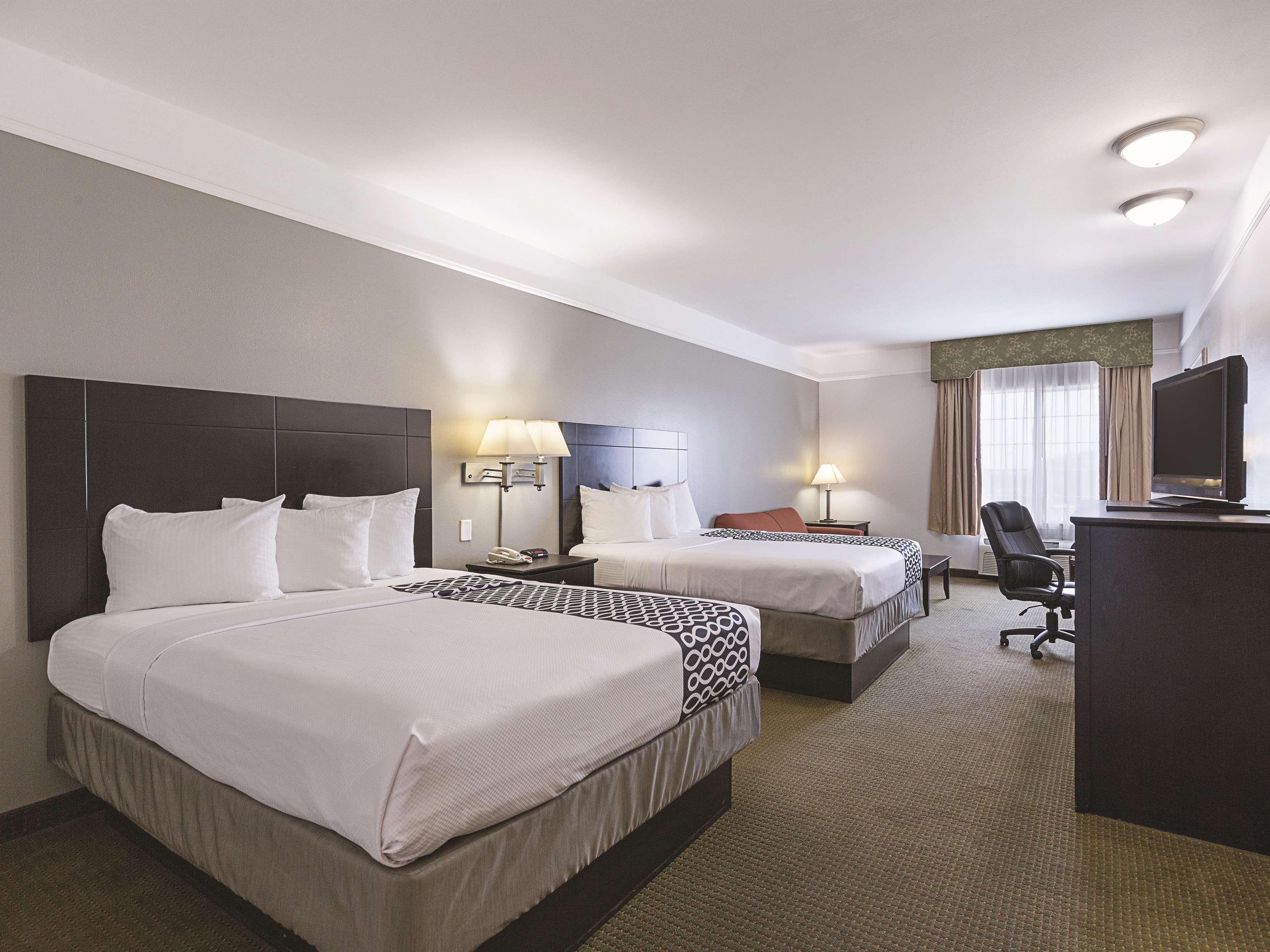 La Quinta By Wyndham Deer Park Hotell Exteriör bild